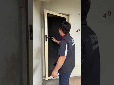 Screen Door with a Hydraulic Closer