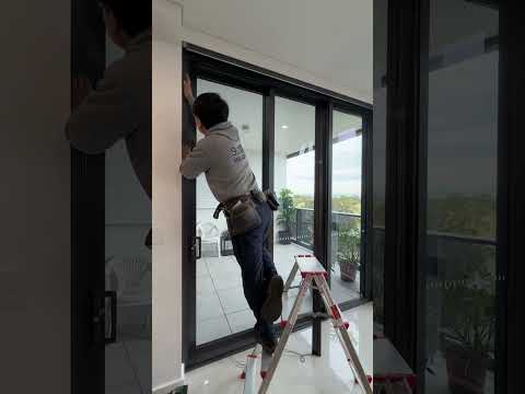 Pleated Retractable Flyscreen