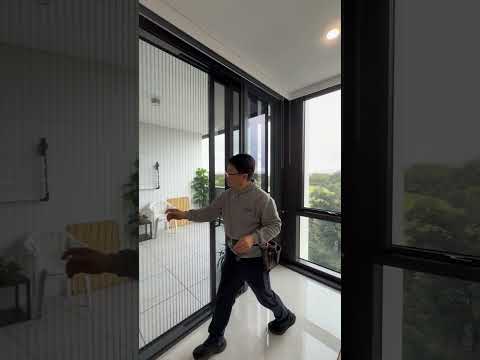 Retractable Flyscreens