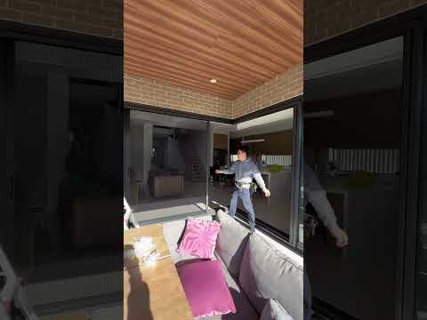 Installing Corner Pleated Retractable Flyscreen