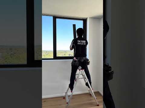 Installing Flyscreens (Pleated Retractable Screens)